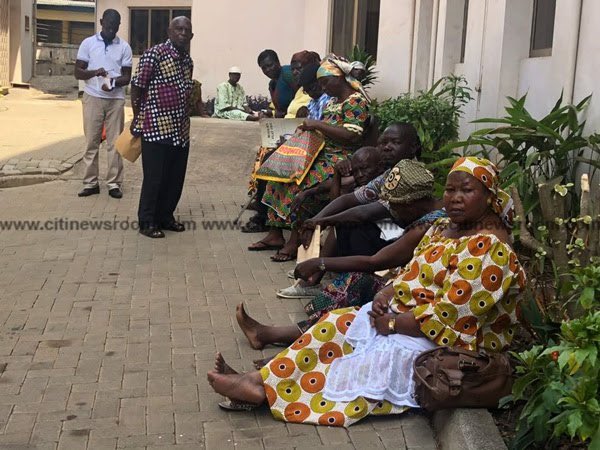 FACT-CHECK: Pictures showing pensioners besieging Finance Ministry over delays in paying their benefits were taken in 2018